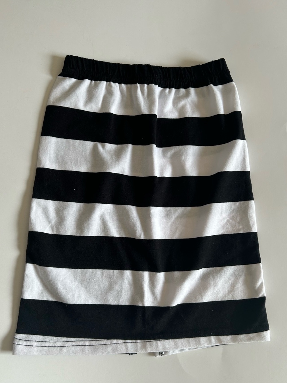 ⚡️ NWOT Girls Black & White Striped Elastic Waist Pencil Skirt